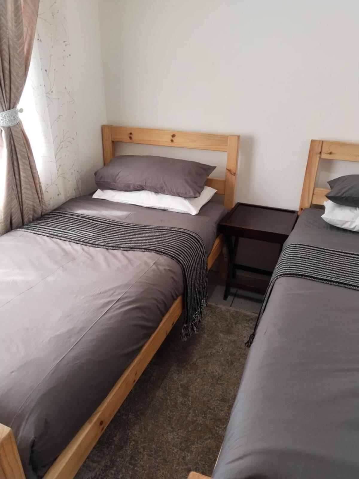 Oak Gardens Bed And Breakfast 뉴캐슬 외부 사진