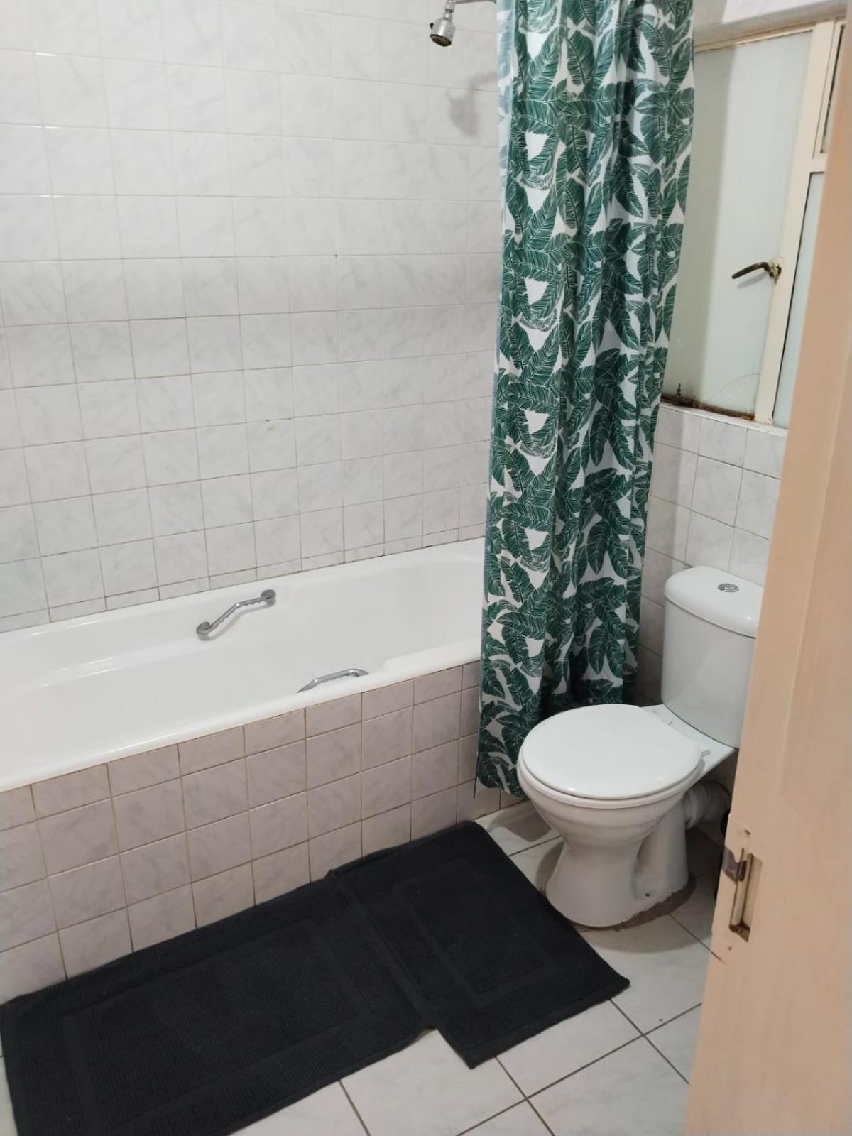 Oak Gardens Bed And Breakfast 뉴캐슬 외부 사진